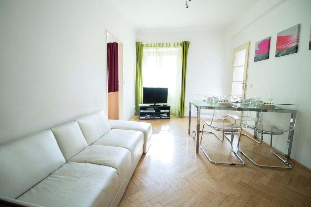 Apartments Old Town Square 27 Praga Zewnętrze zdjęcie