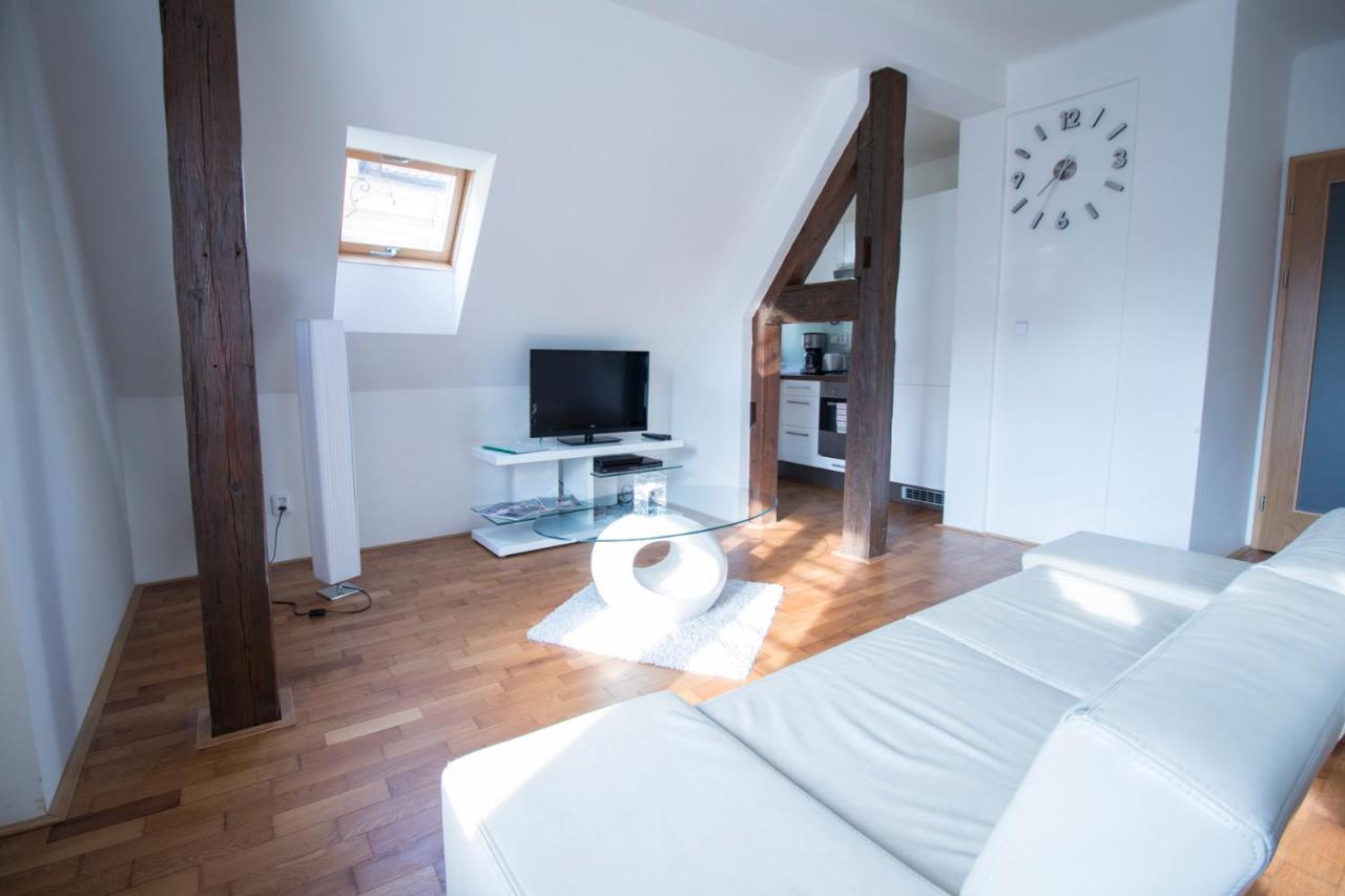 Apartments Old Town Square 27 Praga Zewnętrze zdjęcie