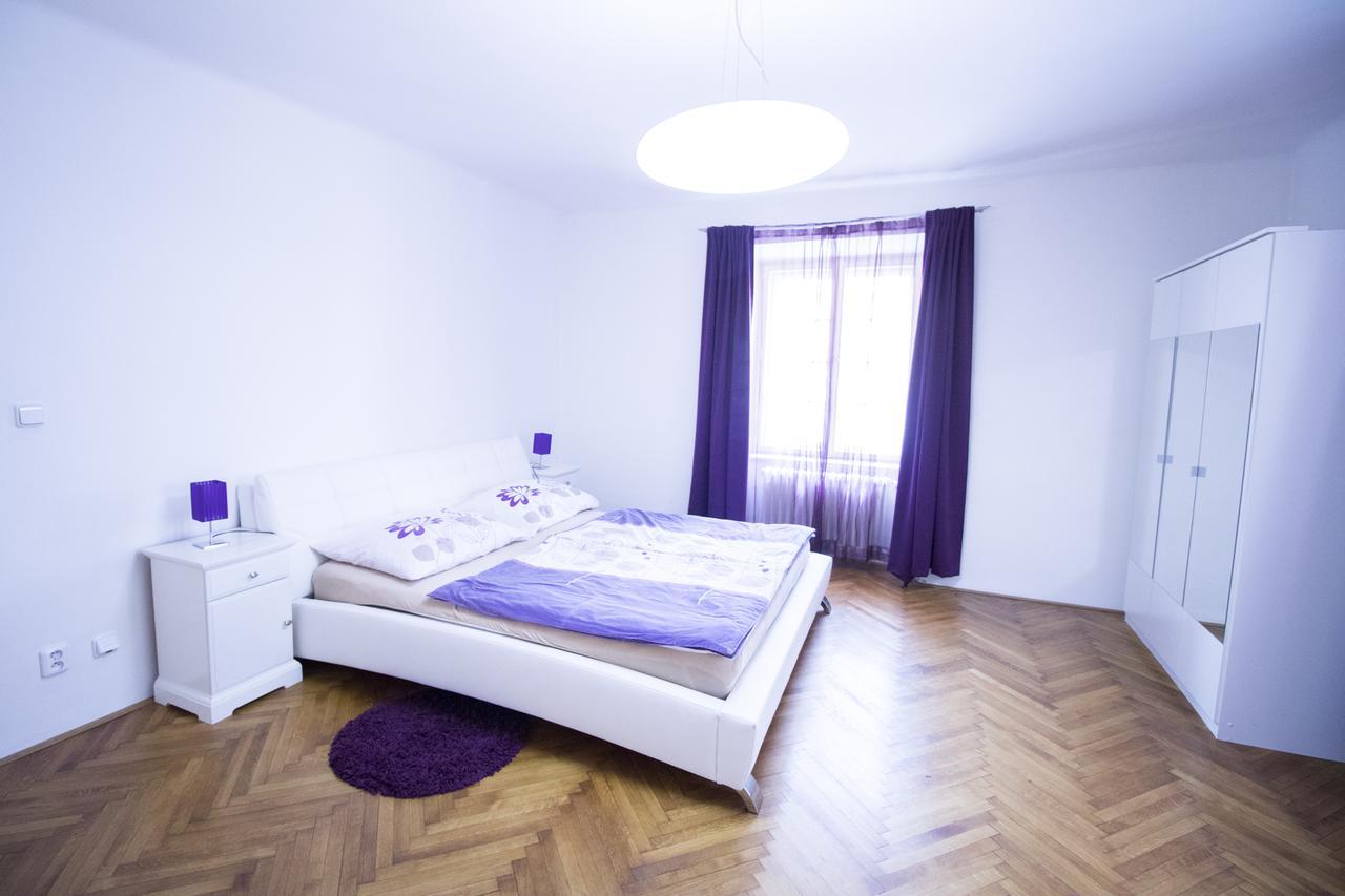 Apartments Old Town Square 27 Praga Zewnętrze zdjęcie