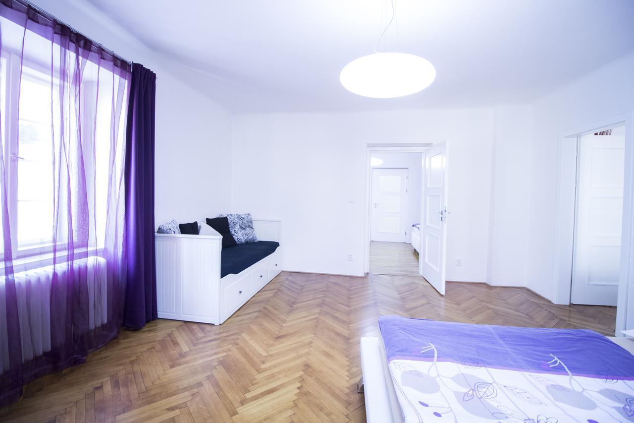 Apartments Old Town Square 27 Praga Zewnętrze zdjęcie