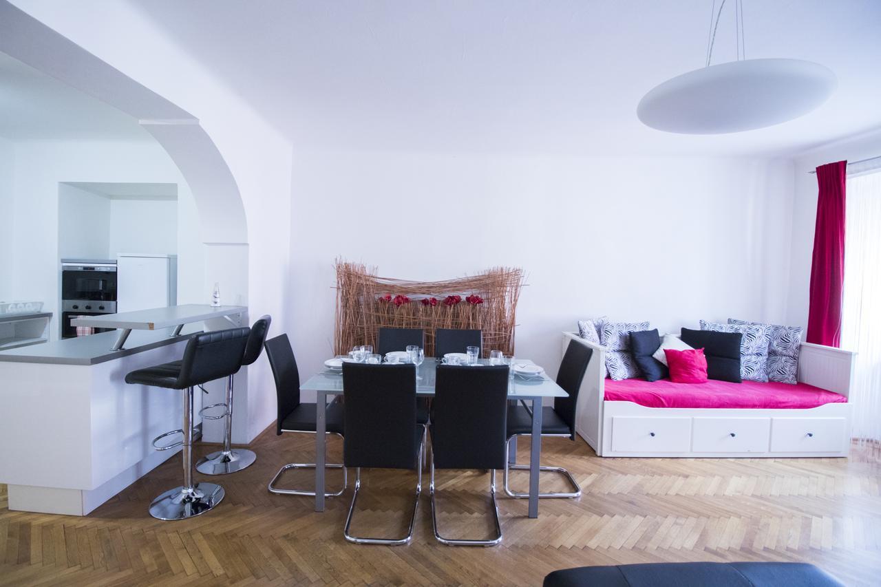 Apartments Old Town Square 27 Praga Zewnętrze zdjęcie