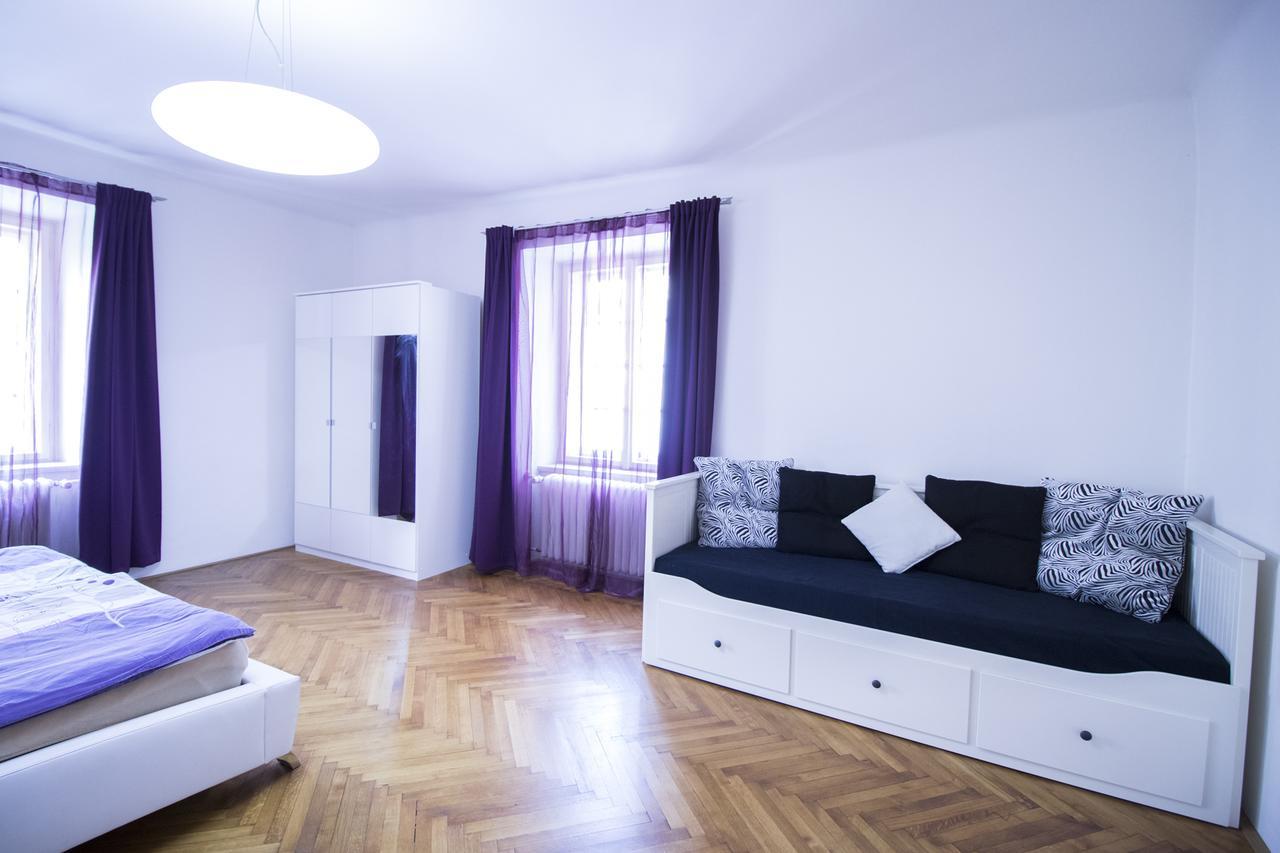 Apartments Old Town Square 27 Praga Zewnętrze zdjęcie
